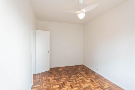 Apartamento à venda com 56m², 1 quarto e 1 vagaQuarto