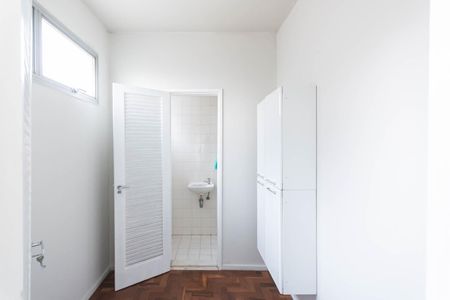 Apartamento à venda com 56m², 1 quarto e 1 vagaQuarto de Serviço