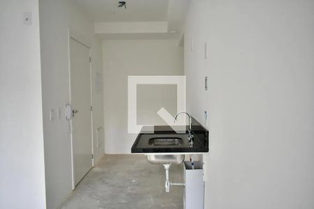 Cozinha de apartamento à venda com 1 quarto, 27m² em Vila Clementino, São Paulo