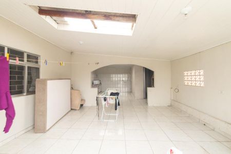 Casa à venda com 720m², 3 quartos e 2 vagas Casa à venda com 720m², 3 quartos e 2 vagasÁrea de Serviço