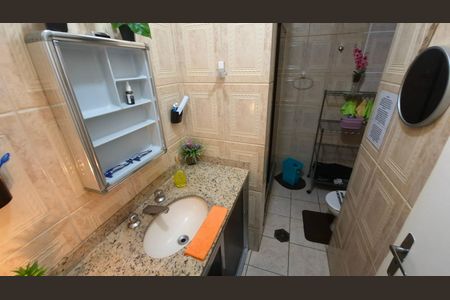 Apartamento à venda com 92m², 3 quartos e 1 vaga Apartamento à venda com 92m², 3 quartos e 1 vagaBanheiro