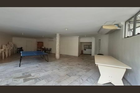 Apartamento à venda com 92m², 3 quartos e 1 vaga Apartamento à venda com 92m², 3 quartos e 1 vagaÁrea externa