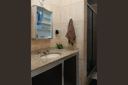 Apartamento à venda com 92m², 3 quartos e 1 vaga Apartamento à venda com 92m², 3 quartos e 1 vagaBanheiro