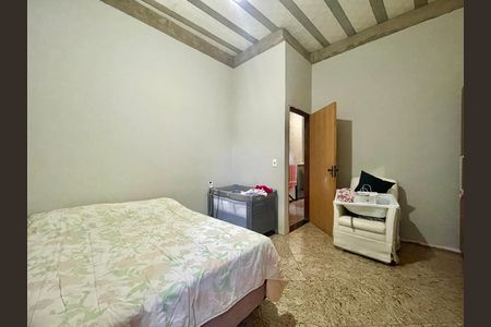Casa para alugar com 160m², 4 quartos e 4 vagas
