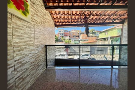 Casa para alugar com 160m², 4 quartos e 4 vagas