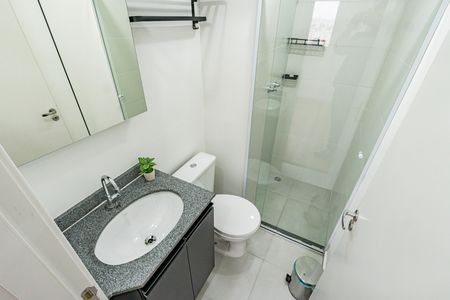 Apartamento para alugar com 42m², 2 quartos e 1 vaga Apartamento para alugar com 42m², 2 quartos e 1 vagaBanheiro
