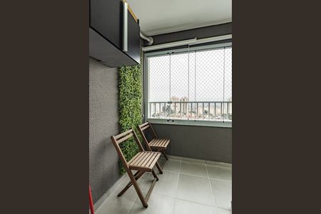 Apartamento para alugar com 42m², 2 quartos e 1 vaga Apartamento para alugar com 42m², 2 quartos e 1 vagaVaranda