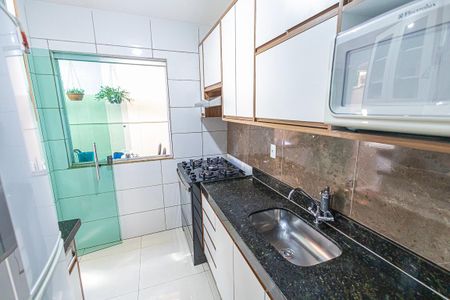 Casa de condomínio à venda com 115m², 2 quartos e 1 vaga Casa de condomínio à venda com 115m², 2 quartos e 1 vagaCozinha