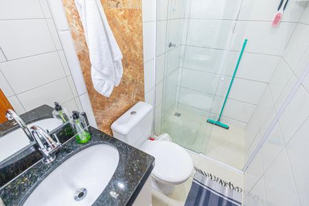 Casa de condomínio à venda com 115m², 2 quartos e 1 vaga Casa de condomínio à venda com 115m², 2 quartos e 1 vagaBanheiro