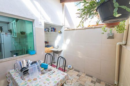 Casa de condomínio à venda com 115m², 2 quartos e 1 vaga Casa de condomínio à venda com 115m², 2 quartos e 1 vagaArea externa