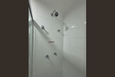 Banheiro Corredor de apartamento para alugar com 2 quartos, 65m² em Jardim Leonor, São Paulo