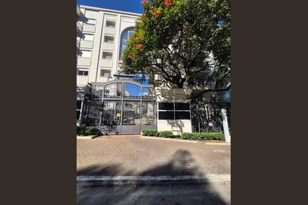 Apartamento para alugar com 65m², 2 quartos e 2 vagasFachada e portaria
