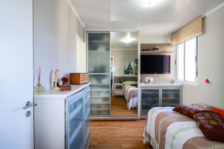Apartamento à venda com 128m², 3 quartos e 4 vagas Apartamento à venda com 128m², 3 quartos e 4 vagasQuarto