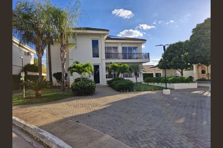 Casa à venda com 125m², 3 quartos e 2 vagas