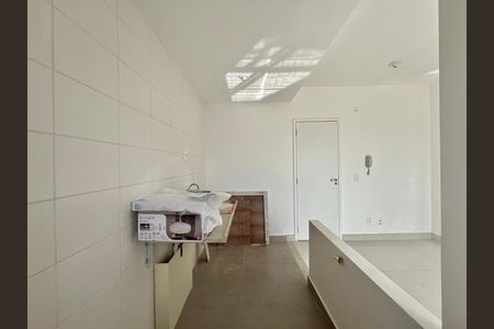 Apartamento à venda com 34m², 1 quarto e 1 vaga Apartamento à venda com 34m², 1 quarto e 1 vagaCozinha e Área de Serviço