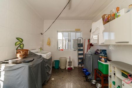 Casa à venda com 311m², 4 quartos e 4 vagas