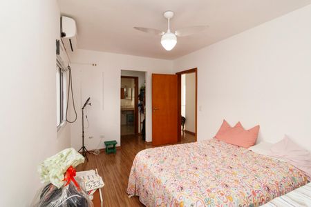 Casa à venda com 311m², 4 quartos e 4 vagas