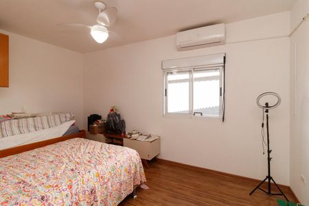 Casa à venda com 311m², 4 quartos e 4 vagas