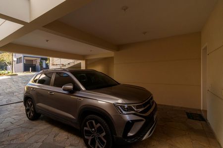 Casa à venda com 311m², 4 quartos e 4 vagas