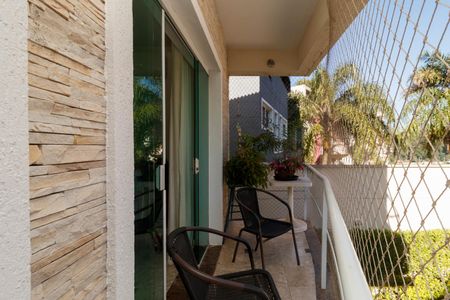 Casa à venda com 311m², 4 quartos e 4 vagas