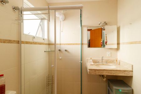 Casa à venda com 311m², 4 quartos e 4 vagas