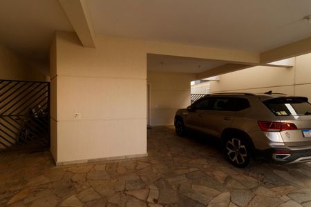Casa à venda com 311m², 4 quartos e 4 vagas