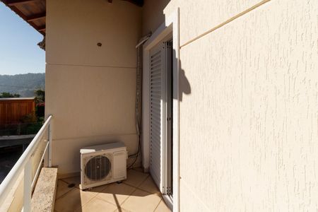 Casa à venda com 311m², 4 quartos e 4 vagas