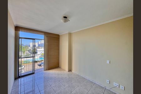 Sala de apartamento para alugar com 2 quartos, 58m² em Barra da Tijuca, Rio de Janeiro
