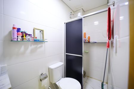 Banheiro de apartamento à venda com 2 quartos, 38m² em Vila Rio Branco, São Paulo