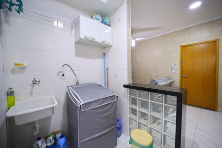 Apartamento à venda com 38m², 2 quartos e sem vagaCozinha e Área de Serviço