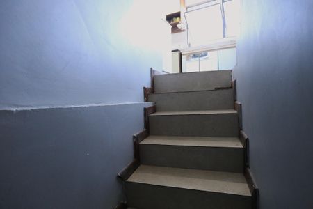 Escada de casa à venda com 3 quartos, 228m² em São Cristóvão, Belo Horizonte