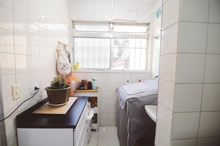 Apartamento à venda com 60m², 3 quartos e 1 vaga Apartamento à venda com 60m², 3 quartos e 1 vagaÁrea de Serviço