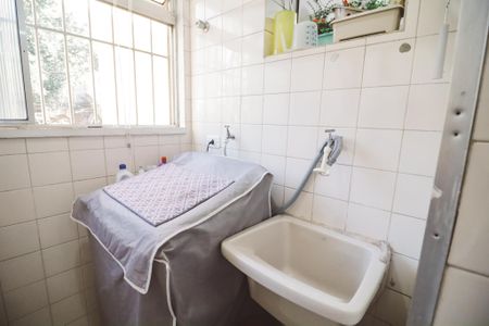 Apartamento à venda com 60m², 3 quartos e 1 vaga Apartamento à venda com 60m², 3 quartos e 1 vagaÁrea de Serviço