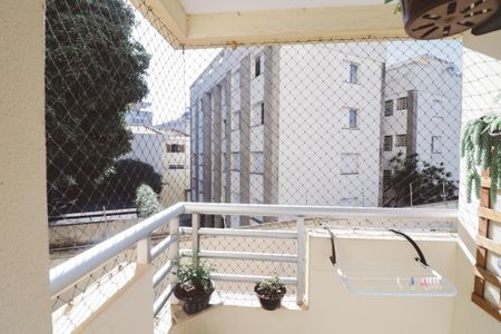 Apartamento à venda com 60m², 3 quartos e 1 vaga Apartamento à venda com 60m², 3 quartos e 1 vagaVaranda da Sala
