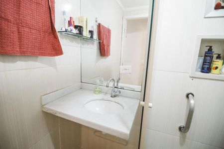 Apartamento à venda com 60m², 3 quartos e 1 vaga Apartamento à venda com 60m², 3 quartos e 1 vagaBanheiro