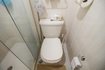 Apartamento à venda com 60m², 3 quartos e 1 vaga Apartamento à venda com 60m², 3 quartos e 1 vagaBanheiro