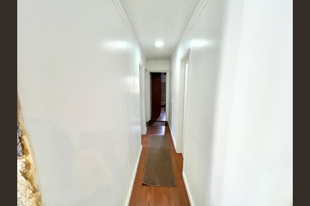 Apartamento à venda com 96m², 3 quartos e 1 vaga Apartamento à venda com 96m², 3 quartos e 1 vagaCorredor