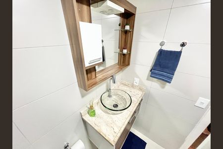 Apartamento à venda com 96m², 3 quartos e 1 vaga Apartamento à venda com 96m², 3 quartos e 1 vagaBanheiro