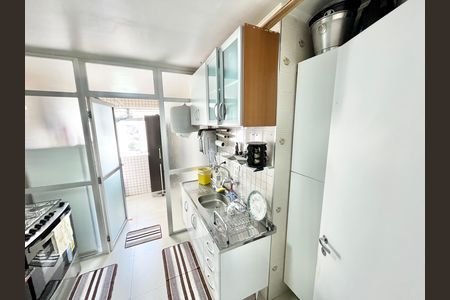 Apartamento à venda com 96m², 3 quartos e 1 vaga Apartamento à venda com 96m², 3 quartos e 1 vagaCozinha