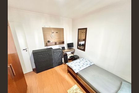 Apartamento à venda com 96m², 3 quartos e 1 vaga Apartamento à venda com 96m², 3 quartos e 1 vagaQuarto 2