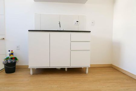 Cozinha de apartamento para alugar com 3 quartos, 65m² em Cachambi, Rio de Janeiro