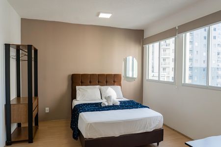 Apartamento para alugar com 33m², 1 quarto e sem vaga