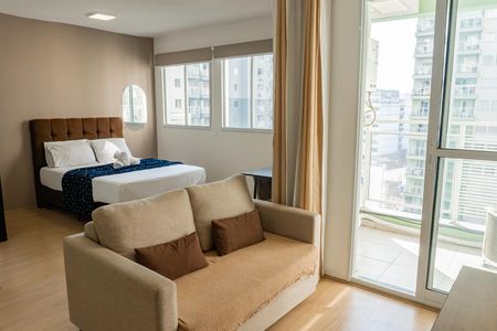 Apartamento para alugar com 33m², 1 quarto e sem vaga