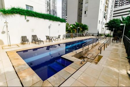 Apartamento à venda com 2 quartos, 56m² em Parque Reboucas, São Paulo