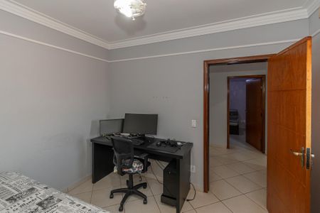 Casa para alugar com 264m², 4 quartos e 4 vagas Casa para alugar com 264m², 4 quartos e 4 vagasQuarto 1