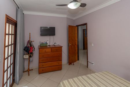 Casa para alugar com 264m², 4 quartos e 4 vagas Casa para alugar com 264m², 4 quartos e 4 vagasSuite 2