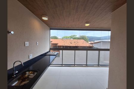 Apartamento para alugar com 80m², 2 quartos e 1 vaga Apartamento para alugar com 80m², 2 quartos e 1 vagaVaranda