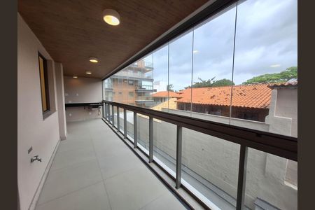 Apartamento para alugar com 80m², 2 quartos e 1 vaga Apartamento para alugar com 80m², 2 quartos e 1 vagaVaranda