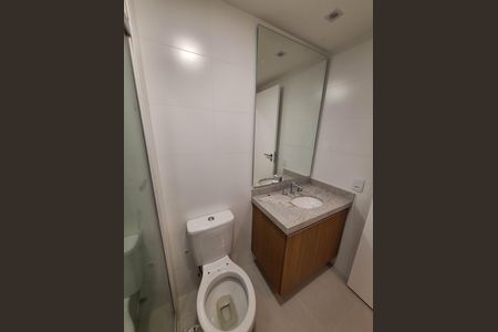 Apartamento para alugar com 80m², 2 quartos e 1 vaga Apartamento para alugar com 80m², 2 quartos e 1 vagaBanheiro da Suíte