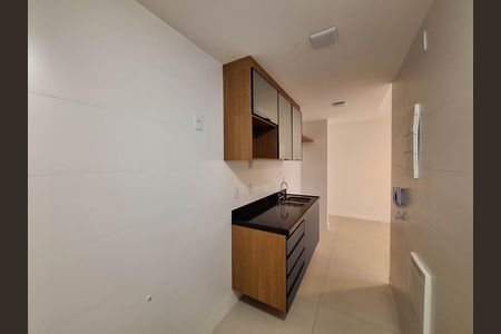 Apartamento para alugar com 80m², 2 quartos e 1 vaga Apartamento para alugar com 80m², 2 quartos e 1 vagaCozinha e Área de Serviço